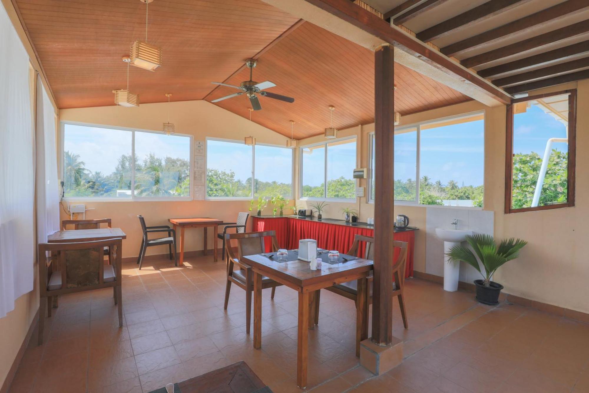 Omadhoo Nemo Inn מראה חיצוני תמונה